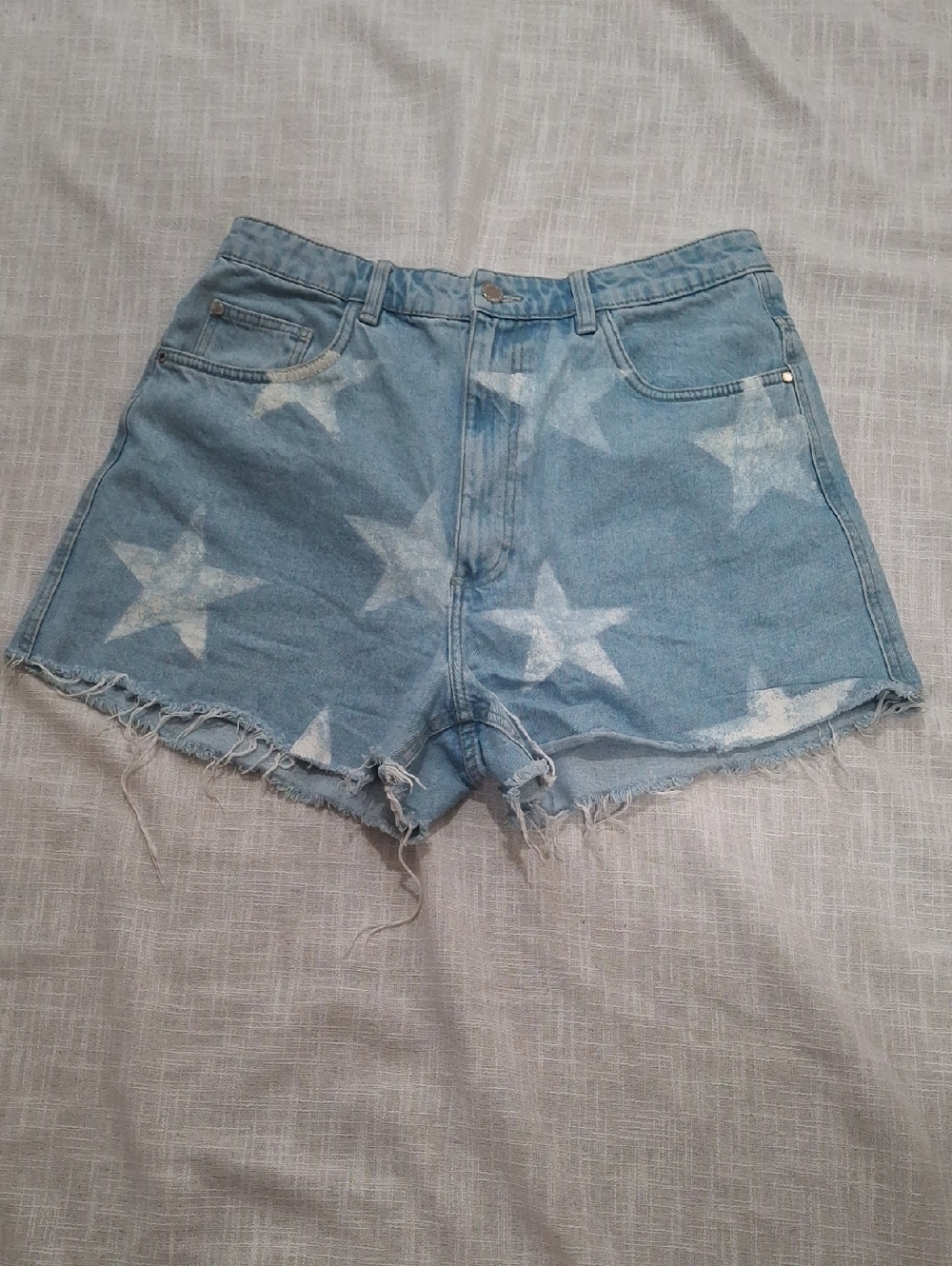 Zara Light Blue Star-Print Denim Shorts Size 10